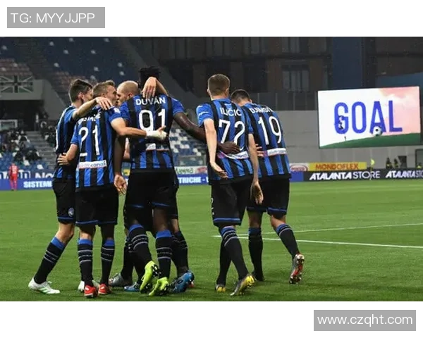 意甲激战：拜仁4-0本菲卡点球争议引发全场热议