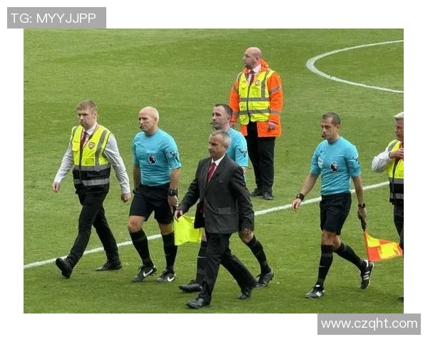 意甲激战阿森纳逆转AC米兰帽子戏法引发争议判罚全场沸腾