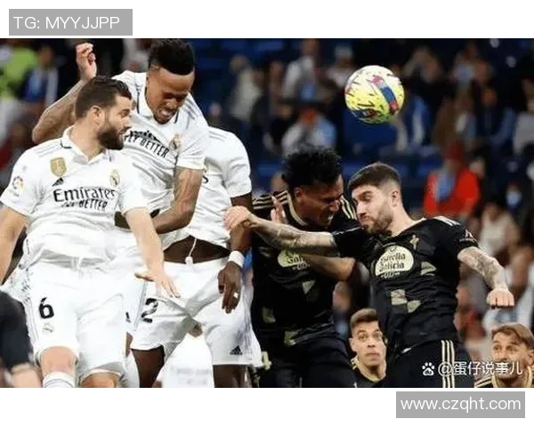 西甲赛场惊现冷门那不勒斯大胜里昂引发争议判罚热议 西甲赛场惊现冷门那不勒斯大胜里昂引发争议判罚热议