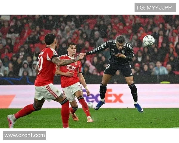 德甲精彩对决里昂与本菲卡战成平局补时进球点燃全场激情