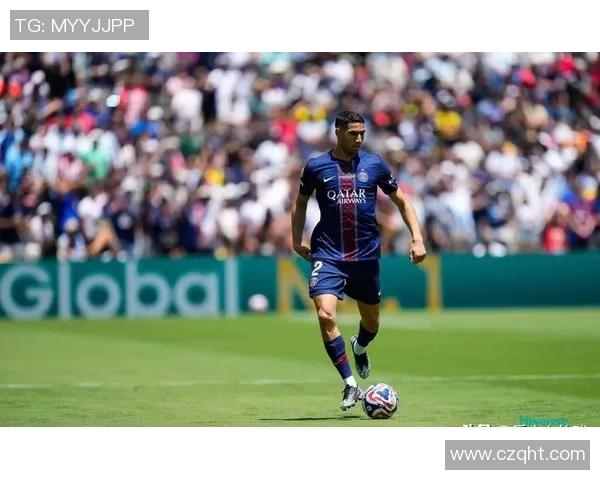 欧冠精彩对决里昂凭借帽子戏法险胜波尔图引发争议判罚讨论