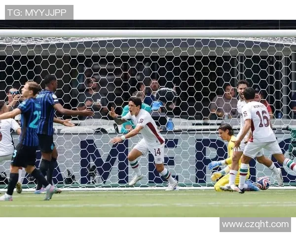 西甲激战国米险胜皇马乌龙球引发争议与全场沸腾 西甲激战国米险胜皇马乌龙球引发争议与全场沸腾