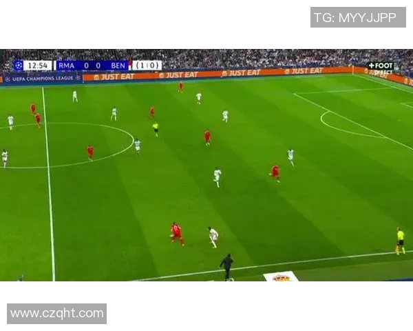 友谊赛马竞与本菲卡激战成平局逆转瞬间引发全场热烈反响